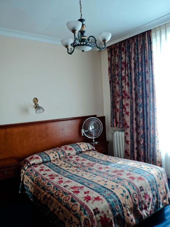 Hotel Continental Gare Du Midi